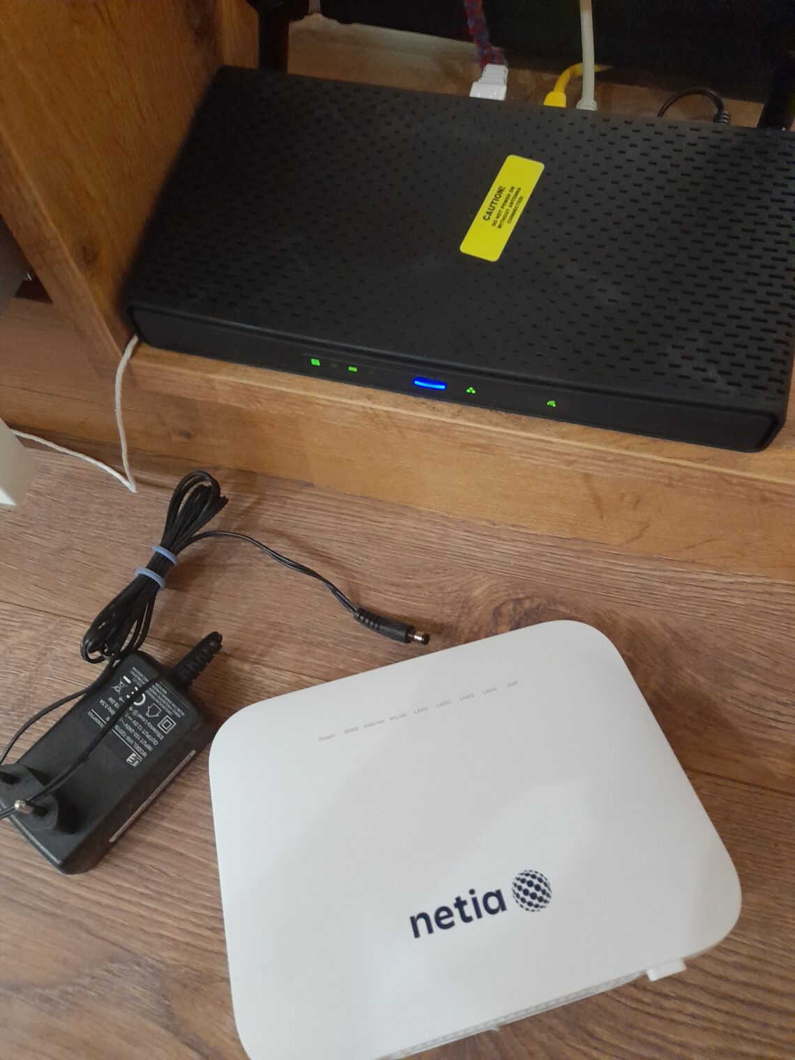configuring your own internet router on a stick with Netia and MikroTik
